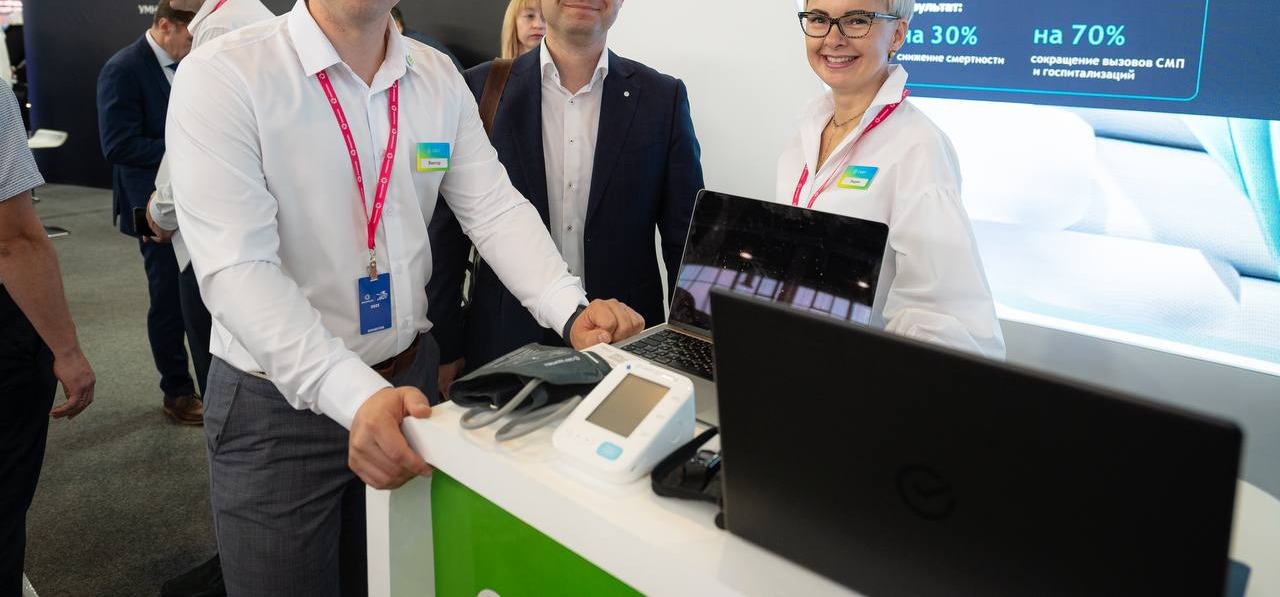 Exhibition Booth: The Product IS the Demo