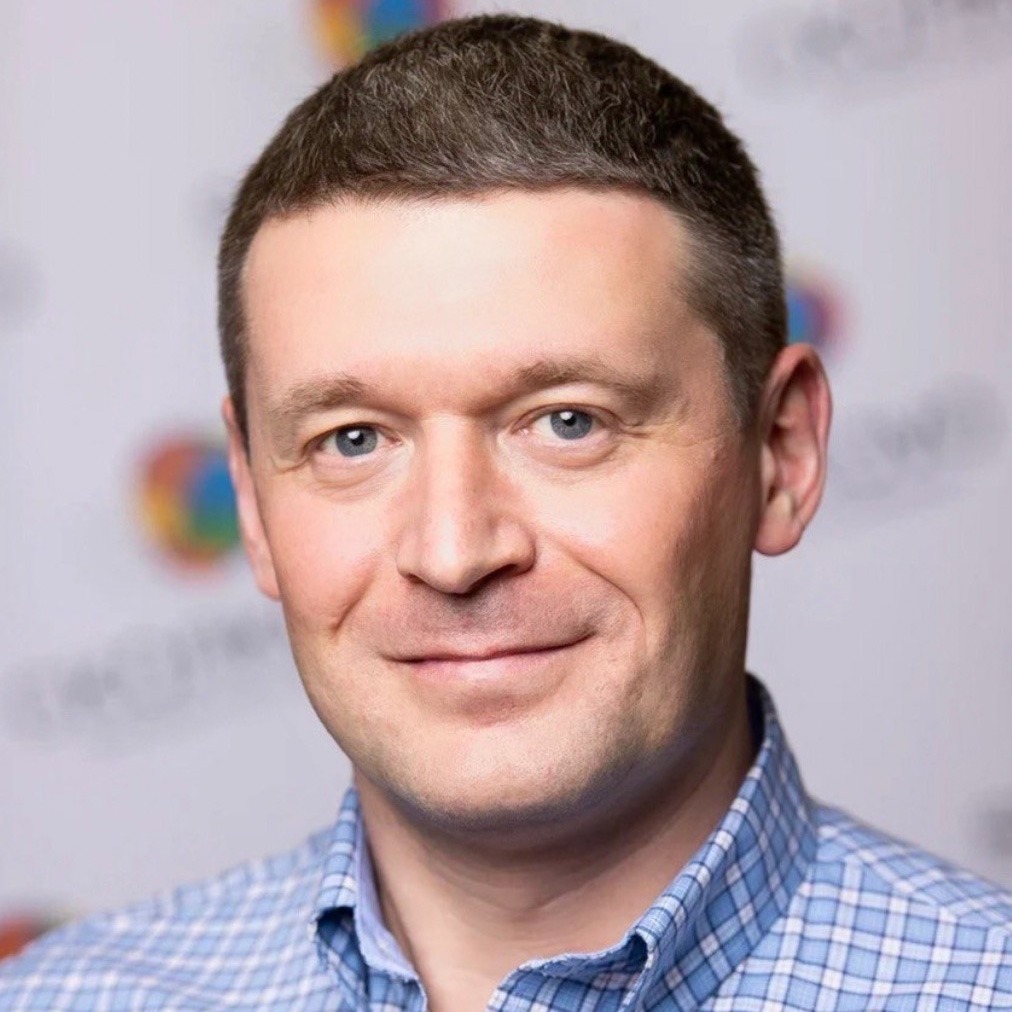 Nikita Sarbashev, CEO of Media La Vista and SpinetiX Master Distributor for the Middle East, managing digital signage infrastructure projects